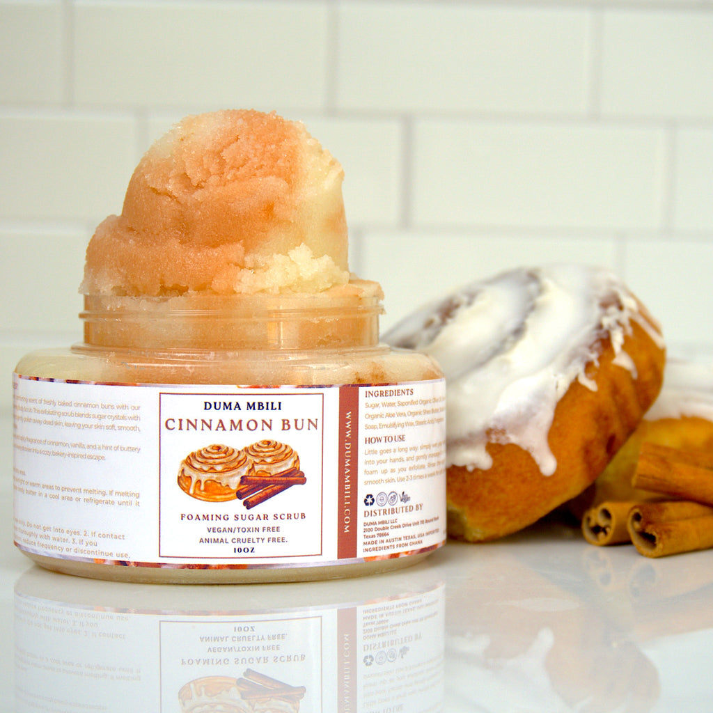 cinnamon rolls right to your shower. Blended with sugar crystals for gentle exfoliation, this scrub polishes away dry skin as it foams into a rich lather, leaving your skin soft, smooth, and glowing.