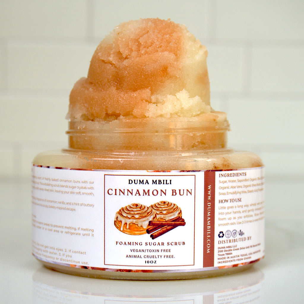 cinnamon rolls right to your shower. Blended with sugar crystals for gentle exfoliation, this scrub polishes away dry skin as it foams into a rich lather, leaving your skin soft, smooth, and glowing.