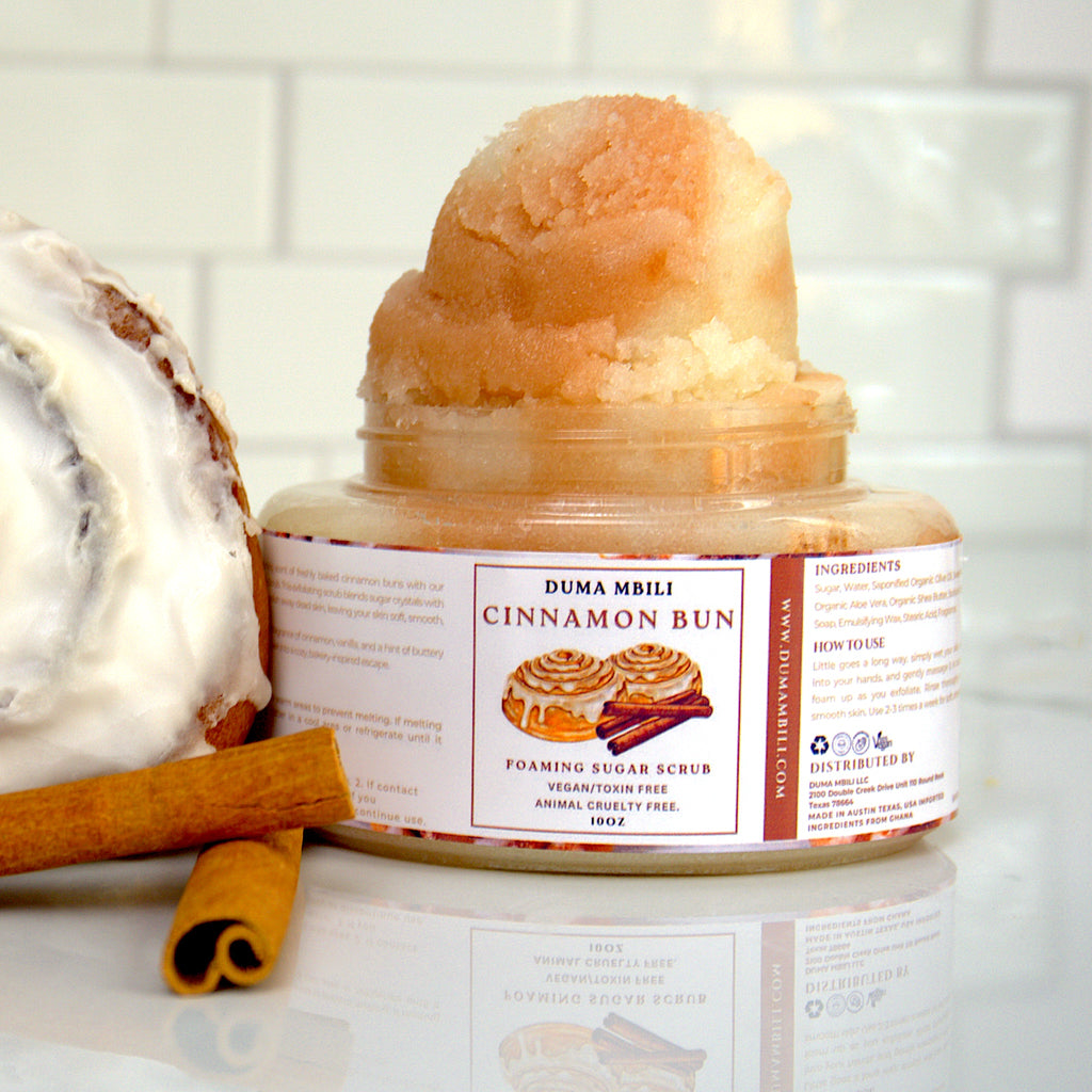 cinnamon rolls right to your shower. Blended with sugar crystals for gentle exfoliation, this scrub polishes away dry skin as it foams into a rich lather, leaving your skin soft, smooth, and glowing.