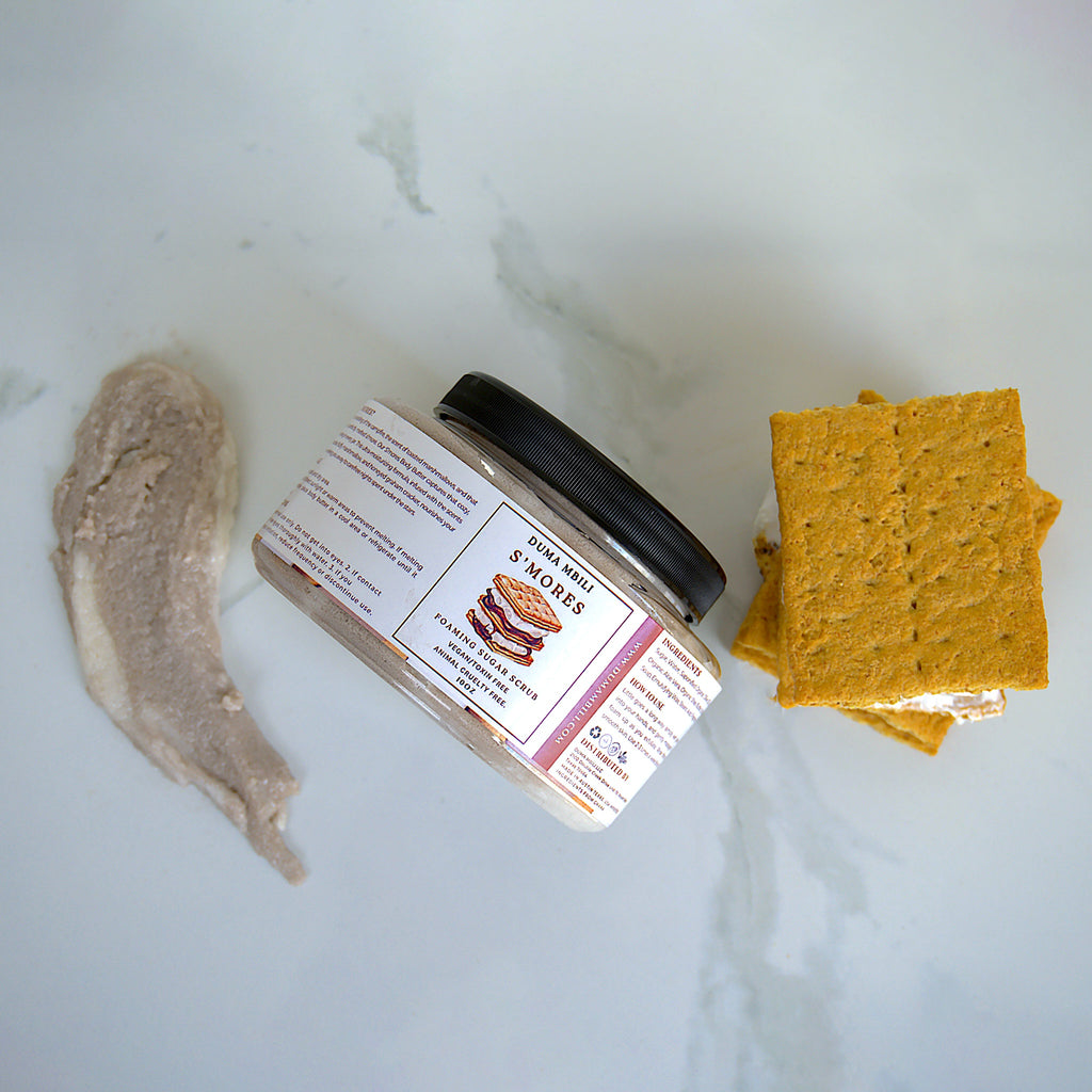 Transform your shower into a cozy escape with our S’mores Foaming Sugar Scrub. Inspired by the classic campfire treat, this exfoliating scrub combines the rich, indulgent scents of toasted marshmallow, melted chocolate, and graham cracker to leave your skin feeling silky smooth and smelling delicious.